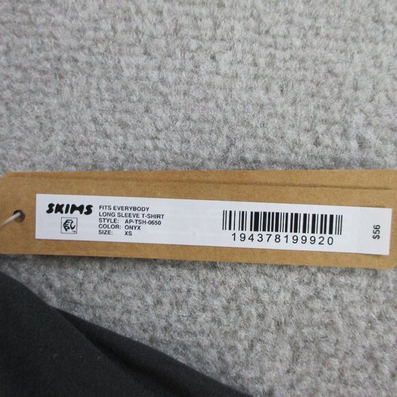 SKIMS Fits Everybody Long Sleeve T Shirt Womens XS Onyx Black Stretch NWT NEW - Picture 6 of 10